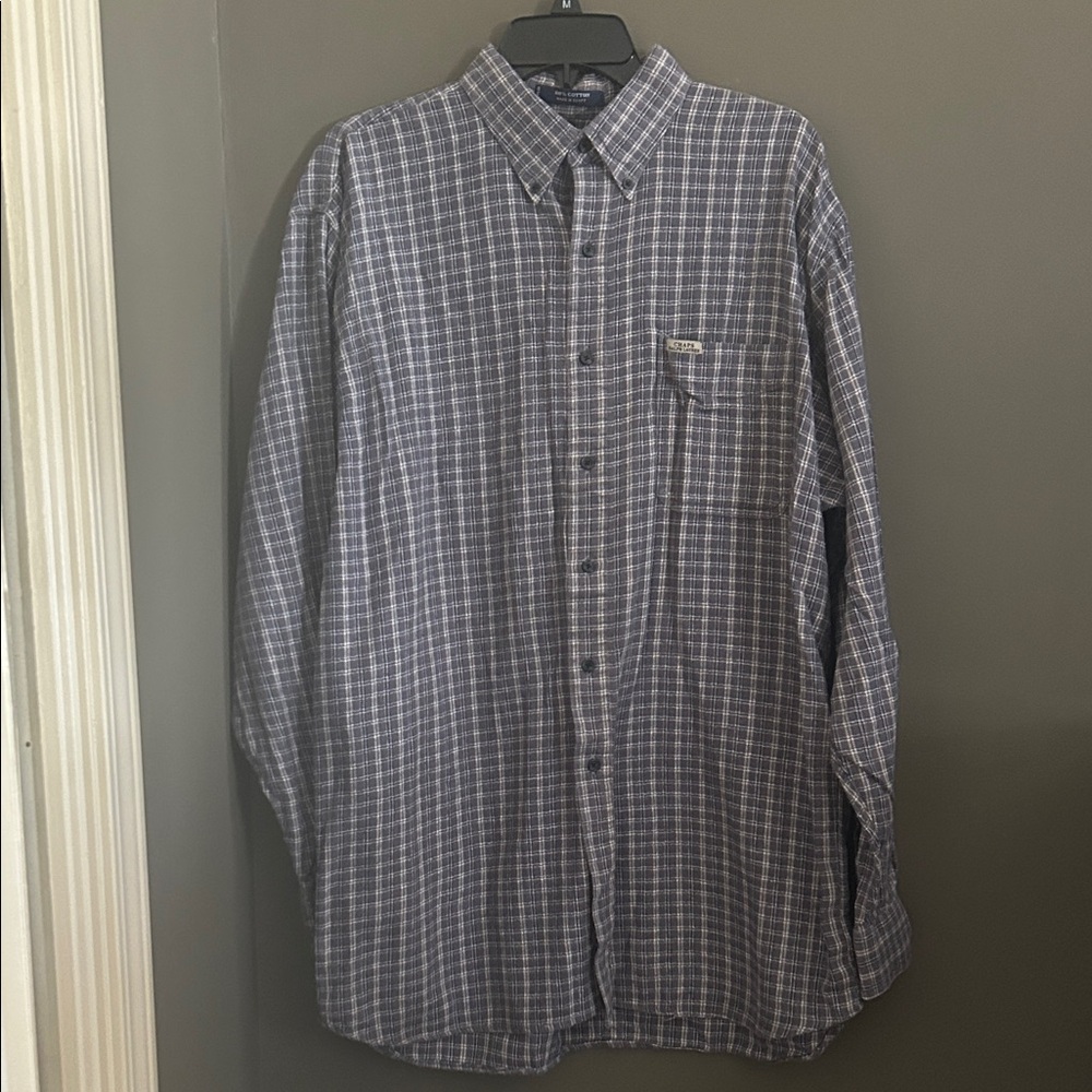 Ralph Lauren Men’s Blue Plaid Button Up Shirt With a Button Down Collar